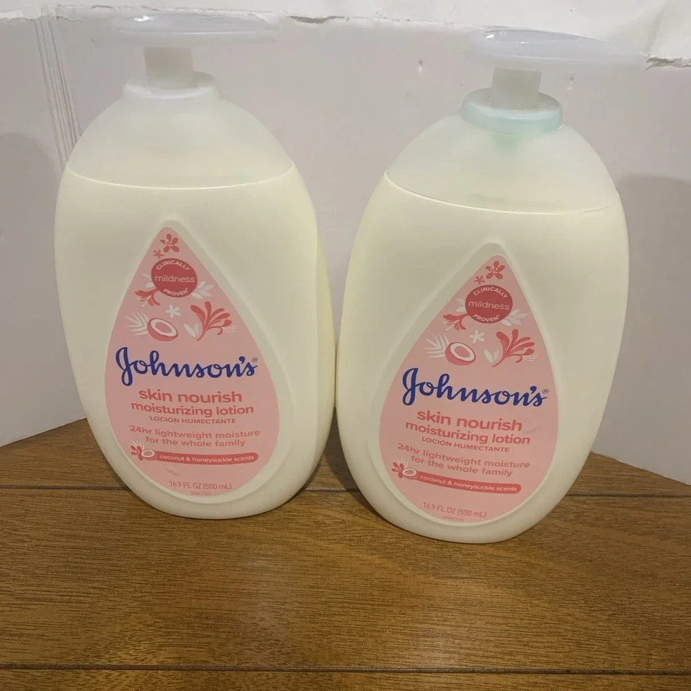 2 JOHNSON'S Moisturizing Baby 24 Hr Lotion Coconut & Honeysuckle Scent 16.9 Each